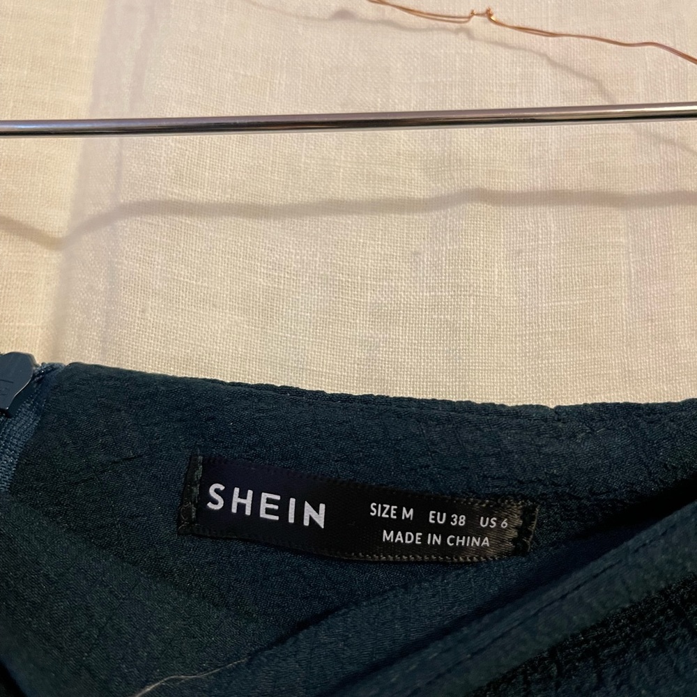 SKIRT - Picture 3 of 3